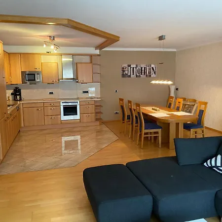 Kunstmeile Lägenhet *